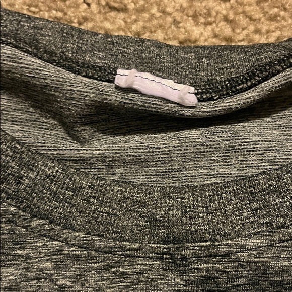 Gymshark Women's Charcoal Crop Top Longsleeve - Picture 3 of 6